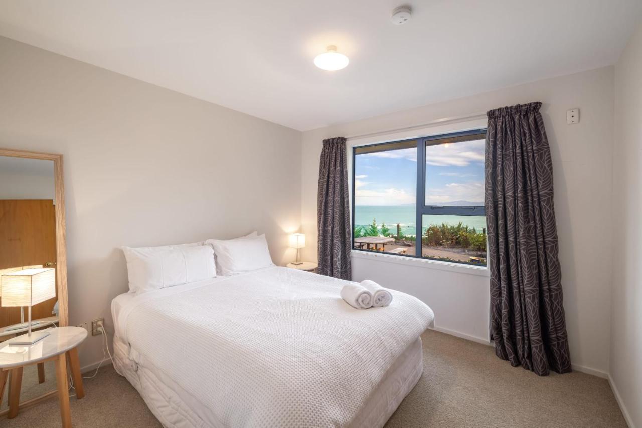 Ocean & Mountain Views - Kaikoura Villa Екстериор снимка