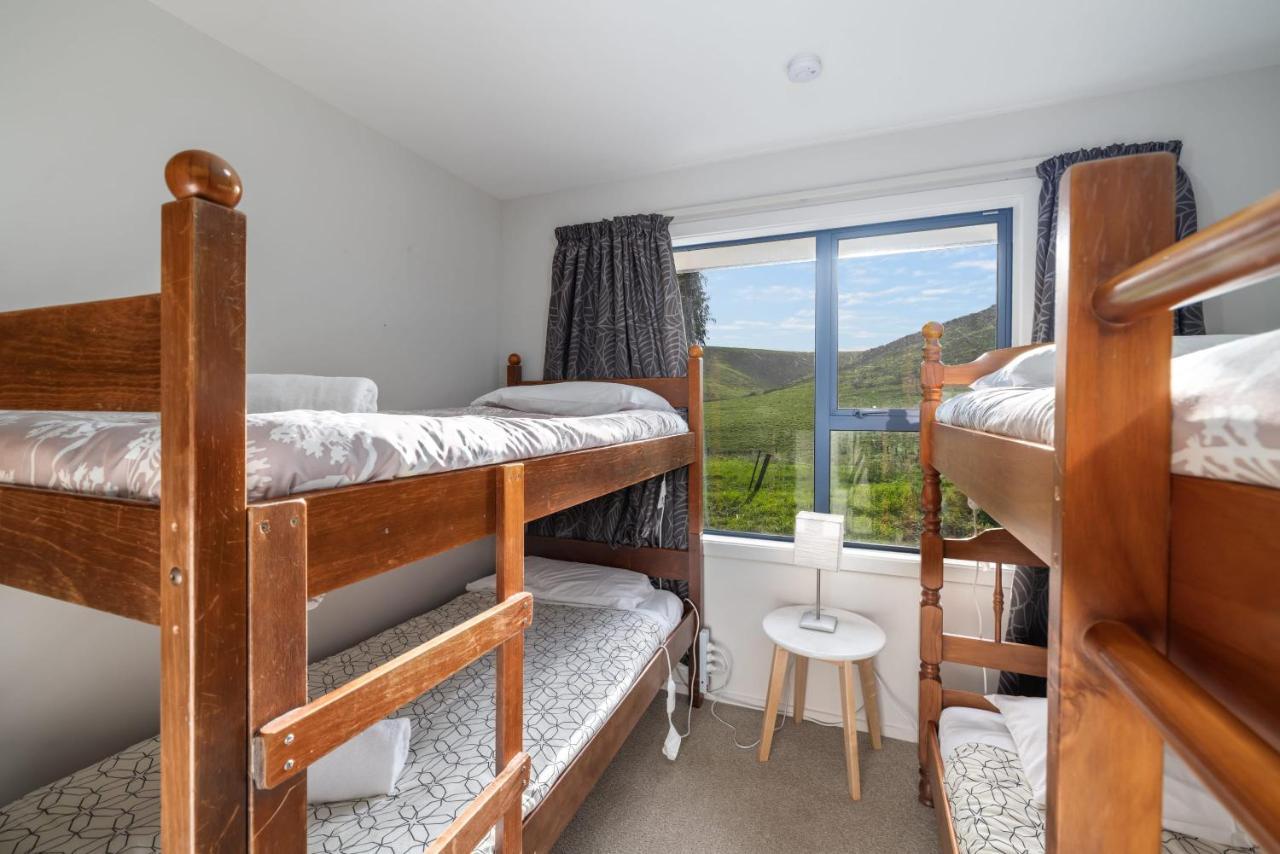 Ocean & Mountain Views - Kaikoura Villa Екстериор снимка