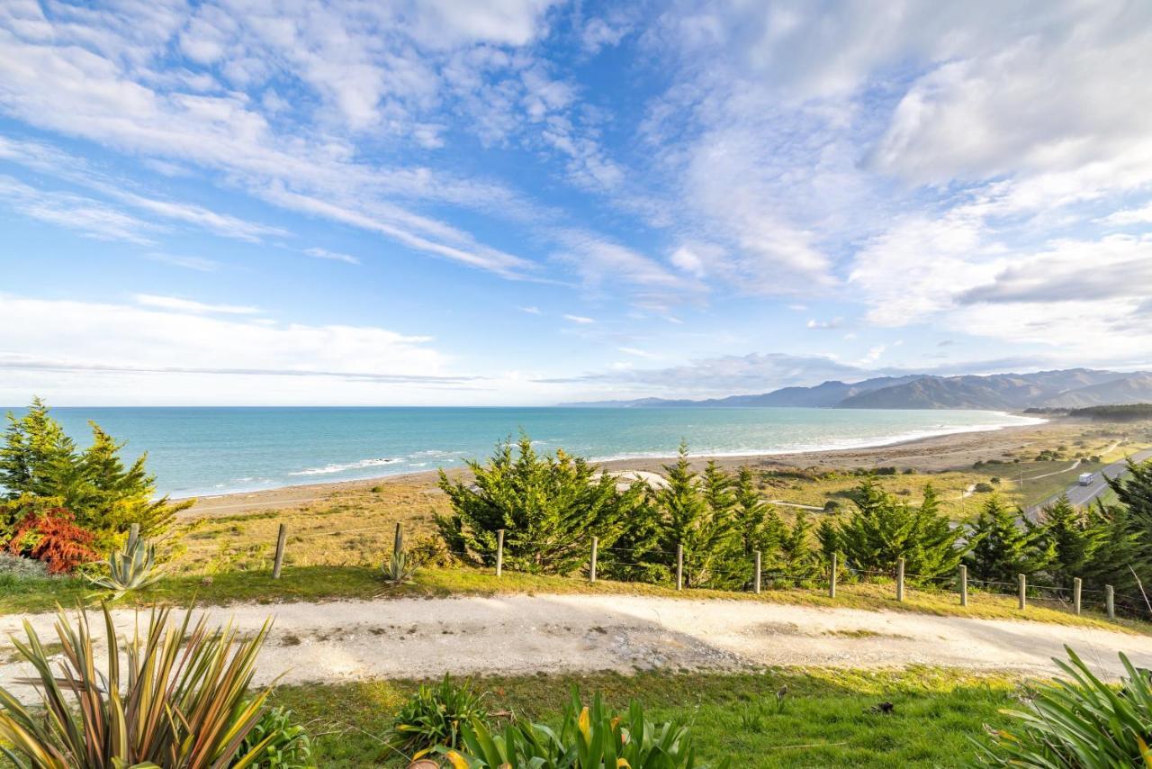 Ocean & Mountain Views - Kaikoura Villa Екстериор снимка