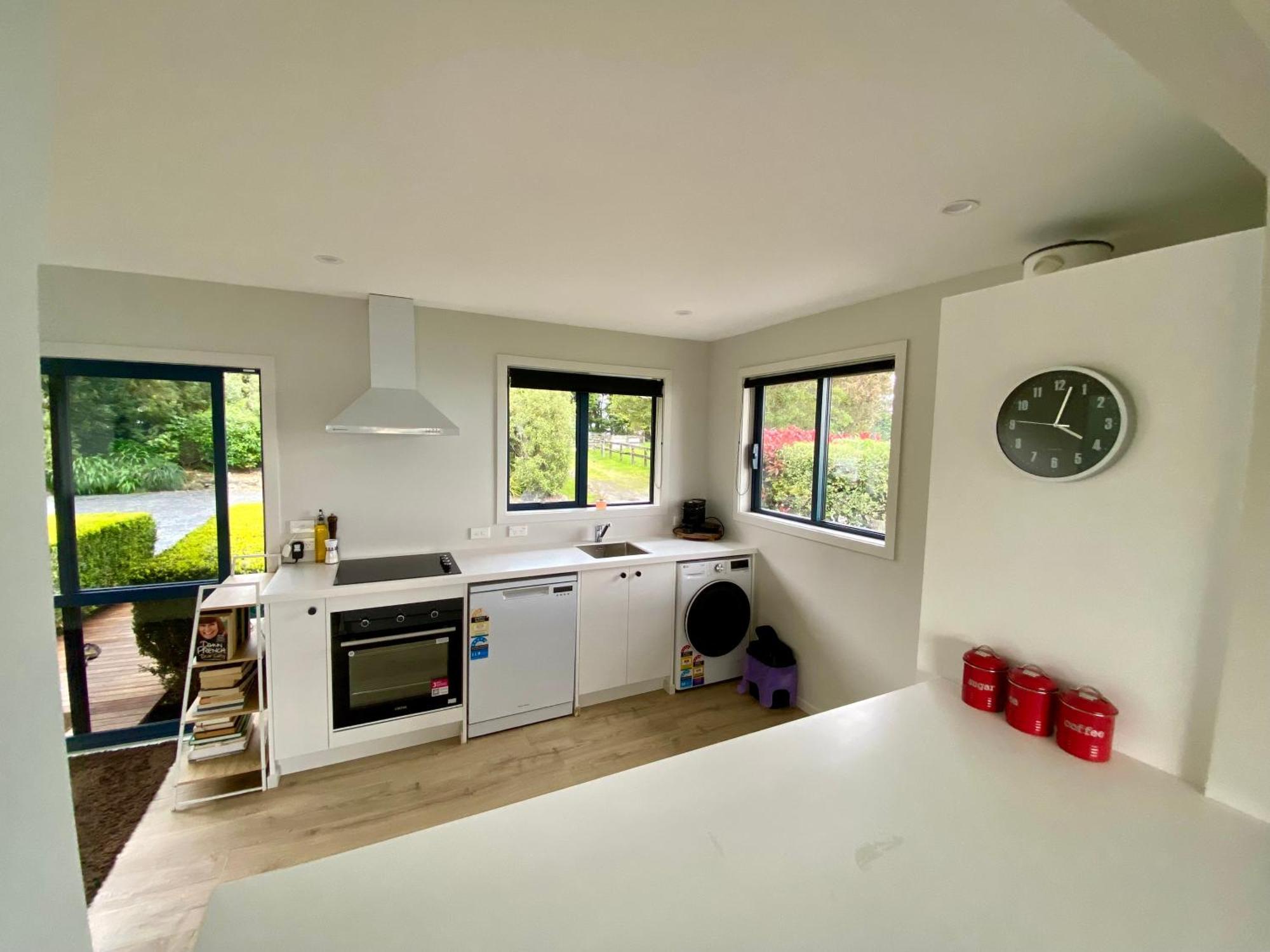 Ocean & Mountain Views - Kaikoura Villa Екстериор снимка